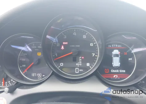 2016 Porsche Cayenne из США, поврежденный, VIN WP1AA2A20GLA03226